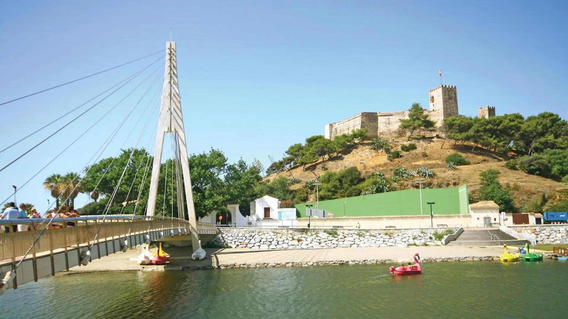 Awesome Apartment In Fuengirola With Wifi